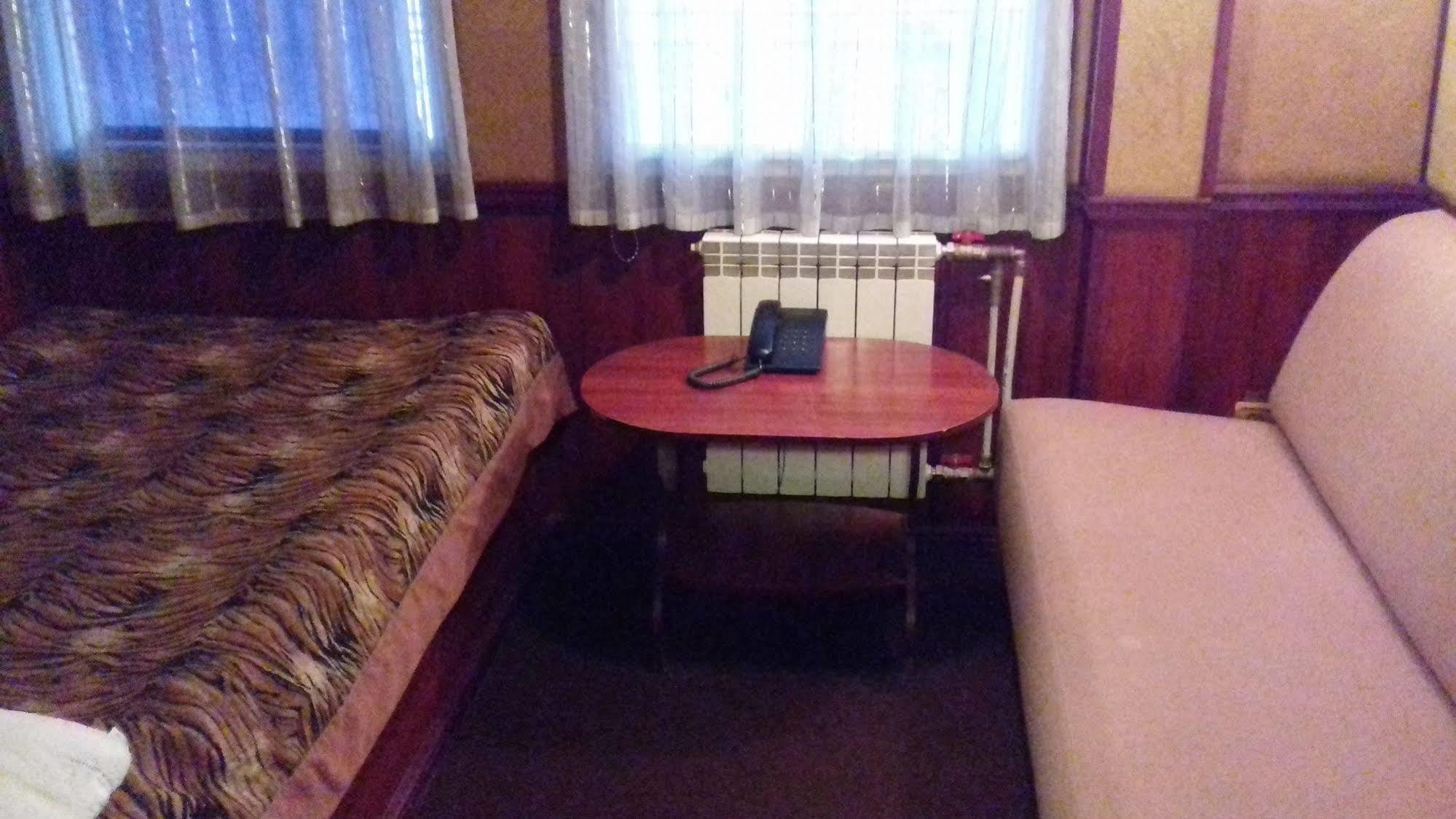 Bogdan Khmelnytskyi Hotel Kiev Eksteriør billede